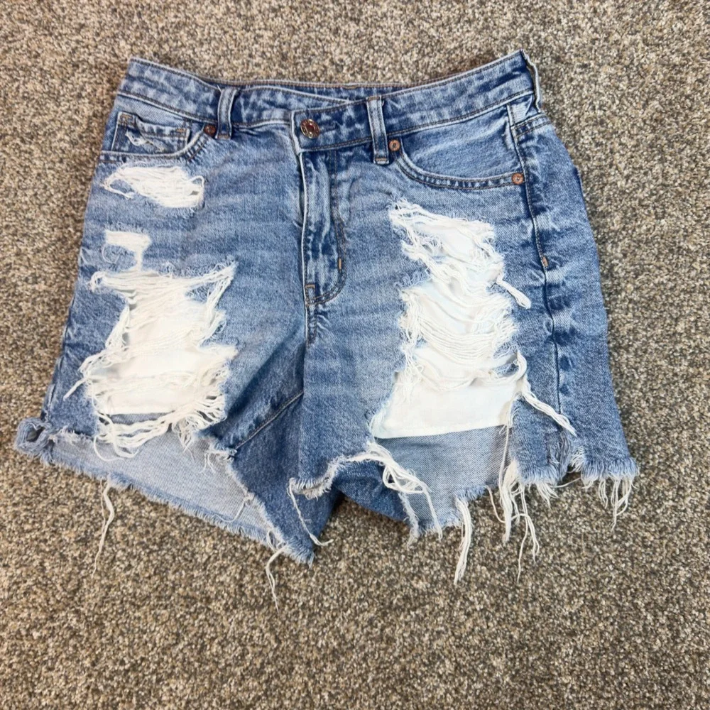 American Eagle Distressed High Raise Baggy Shorts Raw Hem Womens Size 4 Y2K